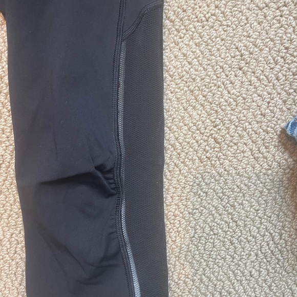 Lululemon capri running pants - Picture 2 of 3